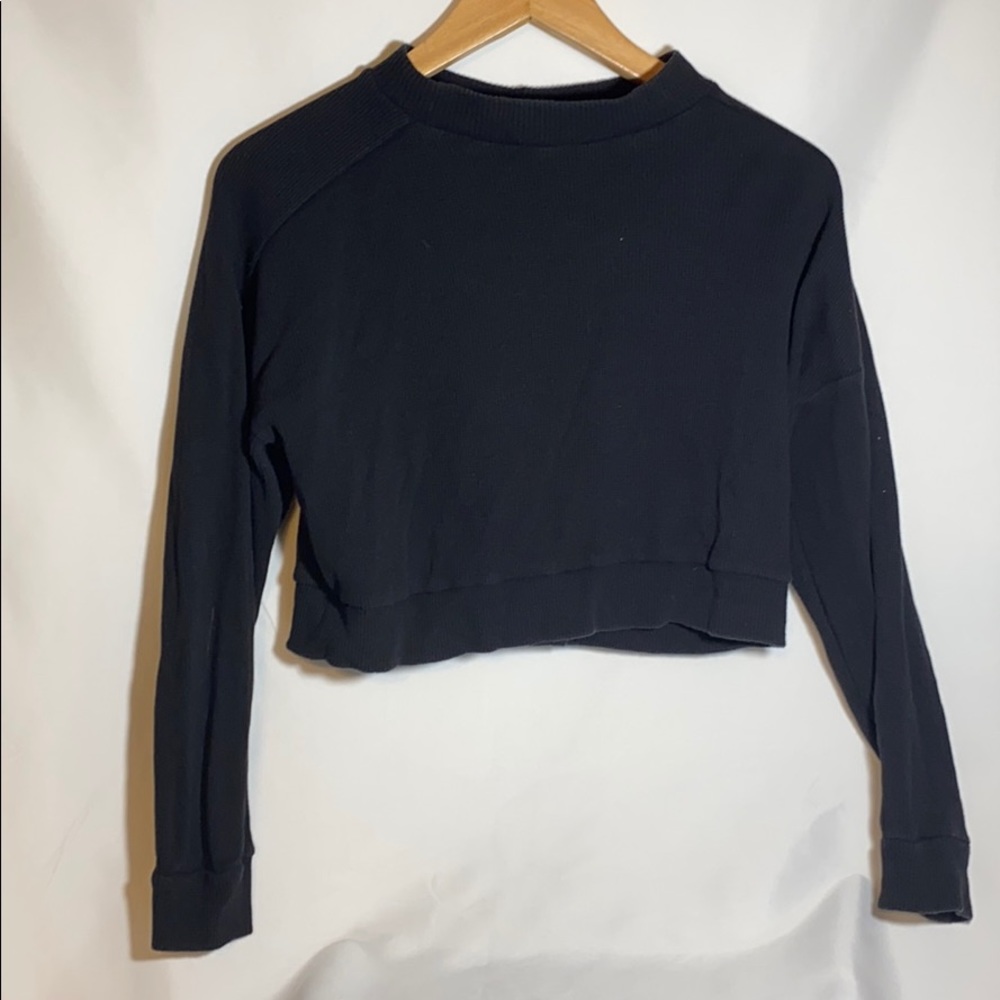 ✨Cropped Sweater✨